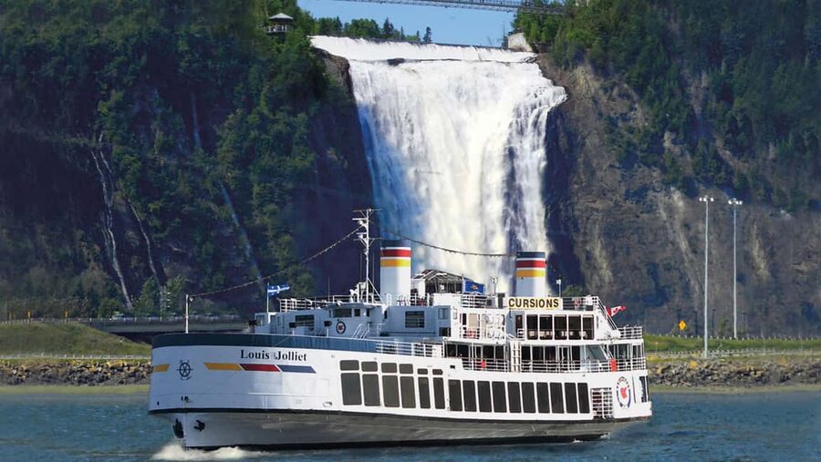 Québec City: Guided Sightseeing River Cruise - The bilingual guide and the amount of commentary