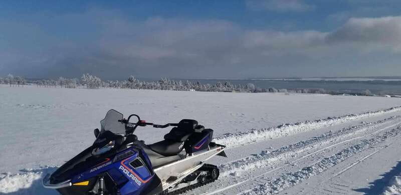 Quebec City: Guided Snowmobile Tour - Sharing a snowmobile with a partner