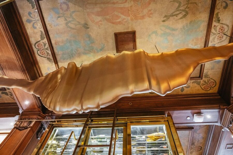 Quebec City: Guided Tour of Fairmont Le Château Frontenac - History brought to life by a character guide