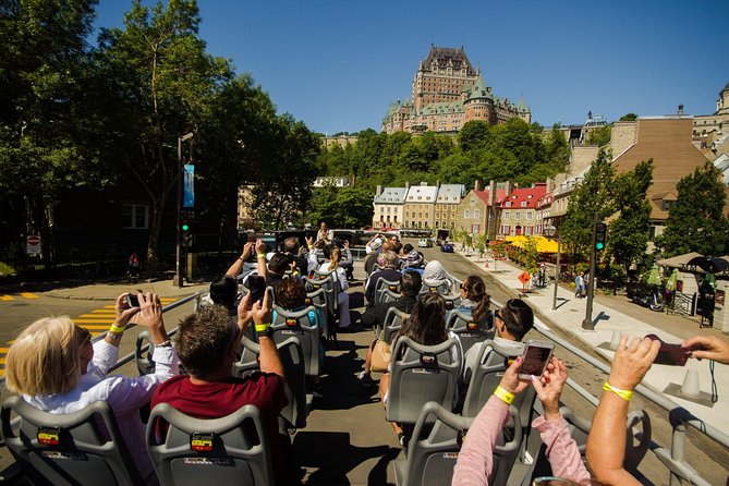Quebec City Hop-On Hop-Off - Parliament Hill and the Plains of Abraham