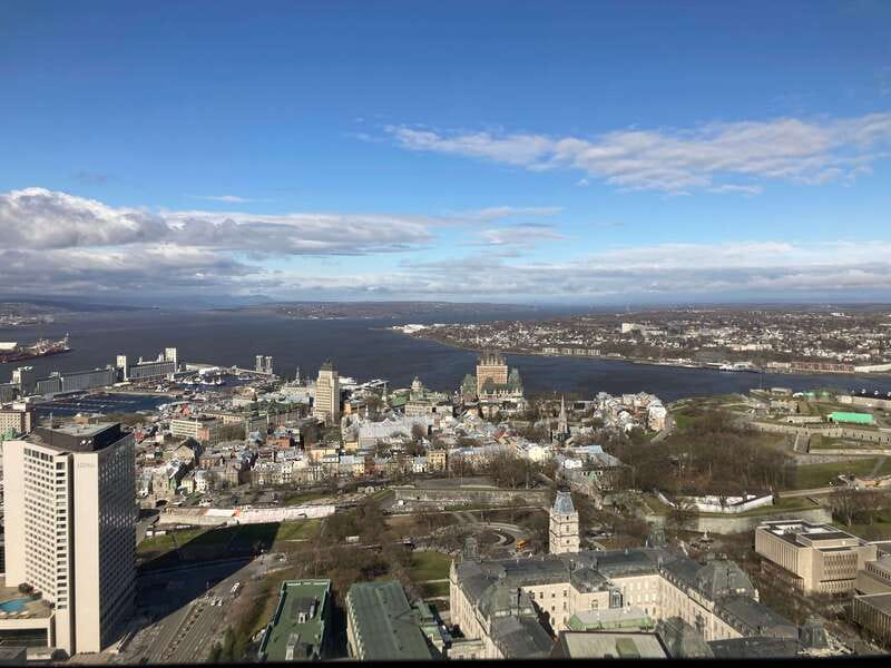 Quebec City: Observatoire de la Capitale Entry Ticket - Interactive screens that explain the view
