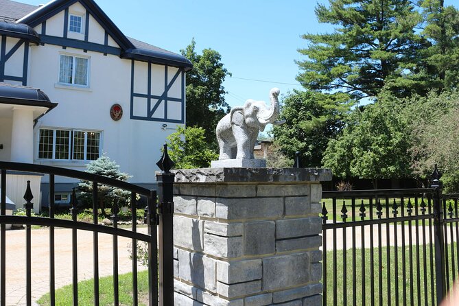 Rockcliffe Ottawa: Exploration Game and Tour - Rockcliffe House on Promenade Sir-George-Étienne-Cartier