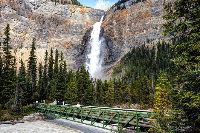 Rockies Grand Advanture: Moraine & Louise Lakes, Waterfall Tour - The 7:00 am start and the long return