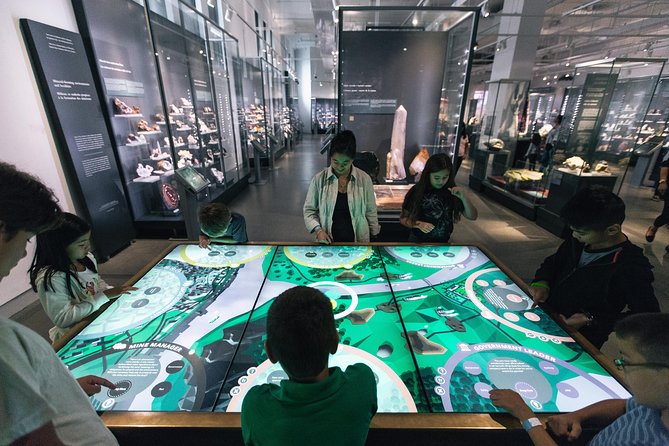 Royal Ontario Museum Admission - How Long Should You Stay?