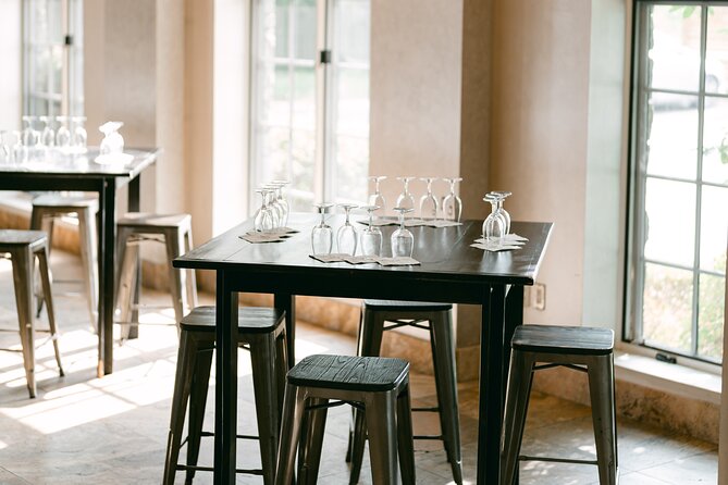 Seated Tasting Experience at Konzelmann Winery - What the Konzelmann tasting is really like