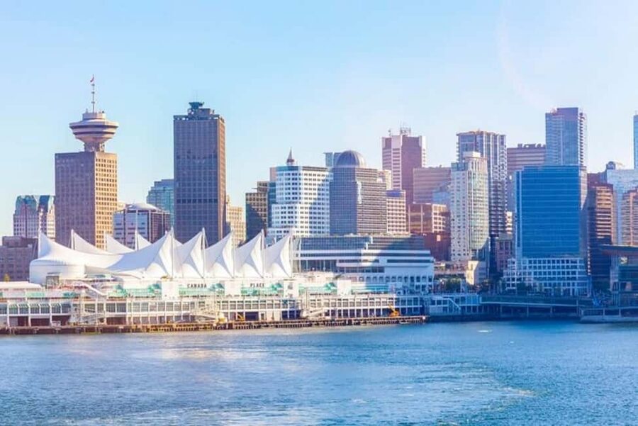 Seattle: Guided Day Trip to Vancouver - Stanley Park: Vancouver’s best first stop