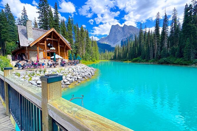 Shared Tour: Lake Louise & Emerald Lake from Canmore/Banff - What this four-hour outing is really designed to do