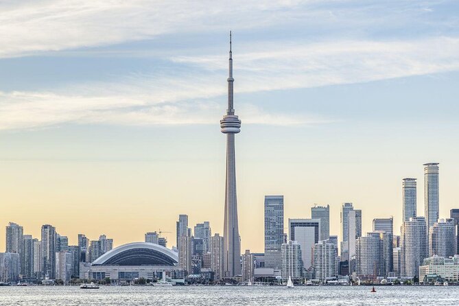 Show me the City! A Small Group Walking Tour of Toronto - Key points at a glance