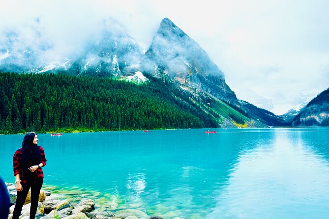 ShuttleBus 2way Banff to Lake Louise (1Hr) and Moraine Lake (1Hr) - Why this shuttle makes sense from Banff