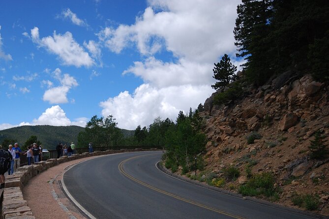 Smartphone Audio Driving Tour between Kamloops and Vancouver - Making a highway drive feel like a tour