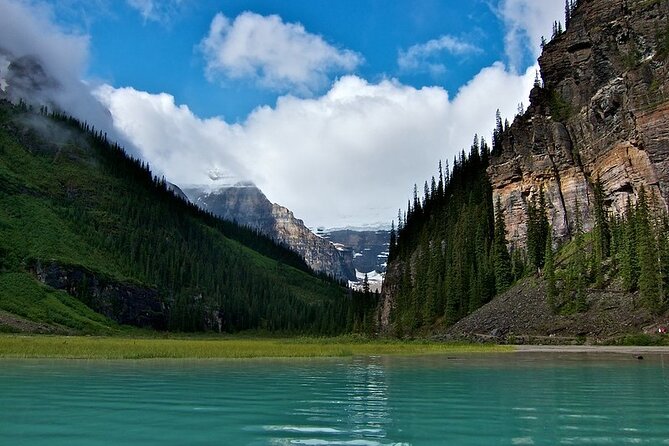 Smartphone Audio Driving Tour between Lake Louise and Calgary - Banff National Park, hot springs, and Tunnel Mountain