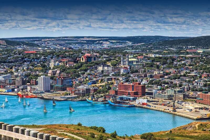 St. John's: Guided Walking Tour of the City - Bannerman Park, a green pause in the walk