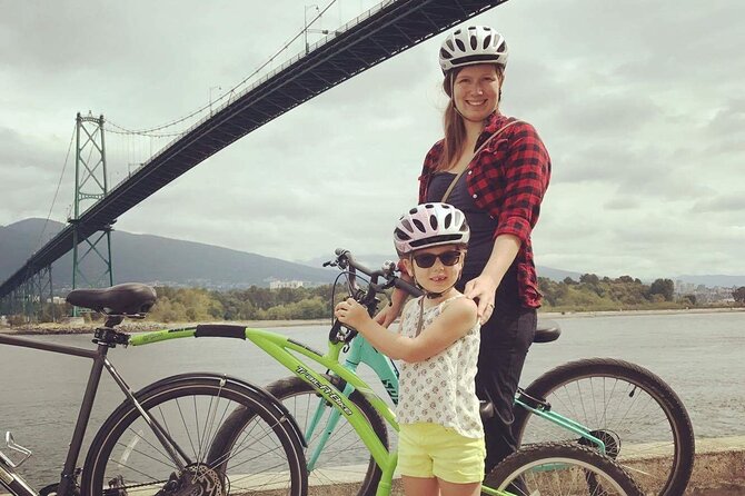 Stanley Park & Downtown - Vancouver Bike Tours - Siwash Rock and the final stretch