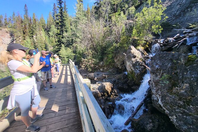 Sundance Canyon eBike and Hike Guided Tour - Hiking the canyon loop