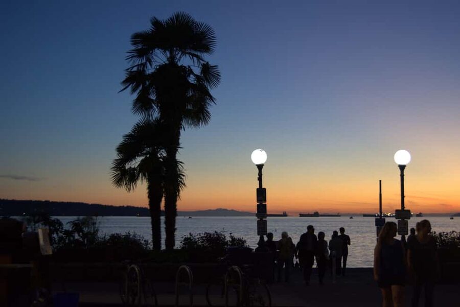 Sunset Bus Tour: Stanley Park & English Bay Photostops - English Bay and Sunset Beach