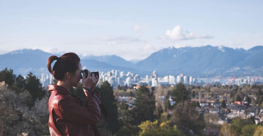 Sunset Bus Tour: Stanley Park & English Bay Photostops - The ride back to Canada Place