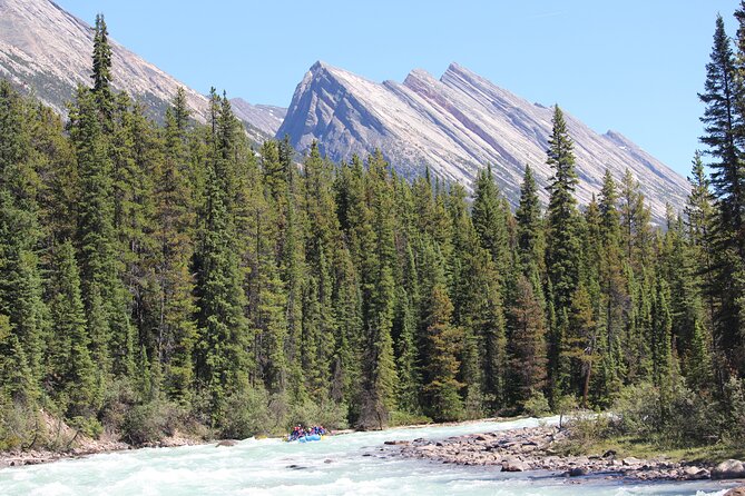 Sunwapta Challenge Whitewater Rafting: Class III Rapids - Six-person rafts and the first gentle stretch