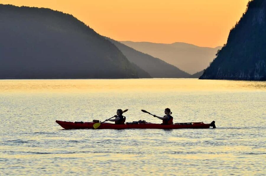 Tadoussac: Guided Sea Kayaking Adventure - Setting out from Anse-de-Roche