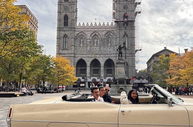The 1-Hour Convertible Cadillac Old-Montréal History Tour SHARED - Who should book this ride?
