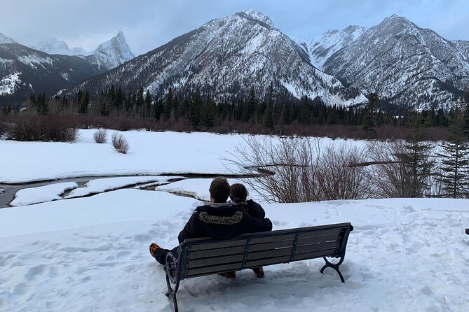 The BANFF NATURE Walk - 2hr Adventure - Meet the guides who shape the outing