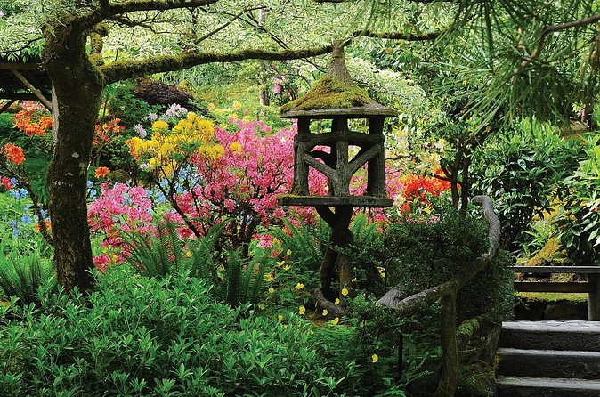 The Butchart Gardens Express Shuttle from Downtown Victoria - Three hours at Butchart Gardens