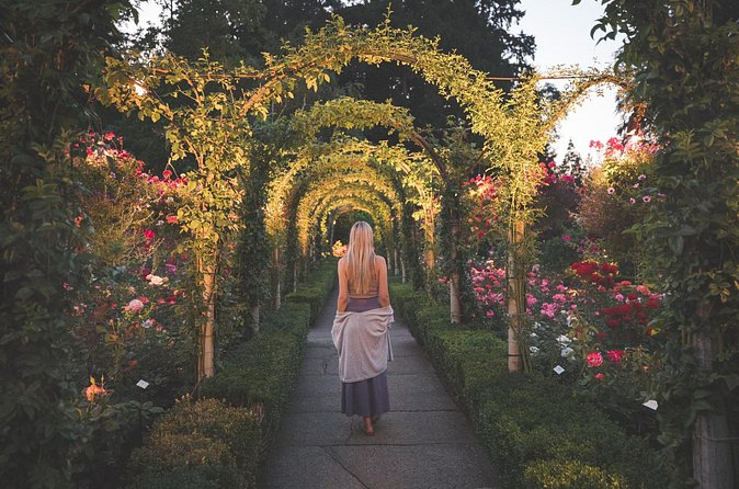 The Butchart Gardens Express Shuttle from Downtown Victoria - Timing your visit for a better walk