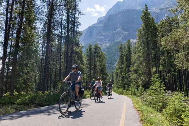 The Local Banff Explorer - E-Bike Tour - Vermilion Lakes and the Mount Rundle view