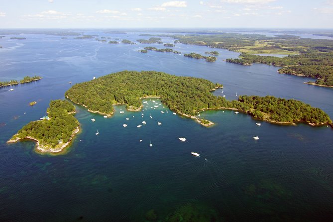 Thousand Islands Helicopter Tour - When the views are likely to be strongest