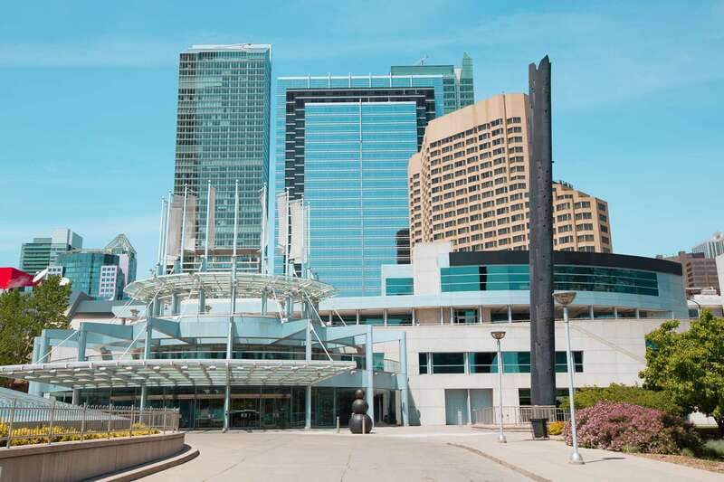 Toronto: 2-Hour Downtown Walking Tour - Key points at a glance
