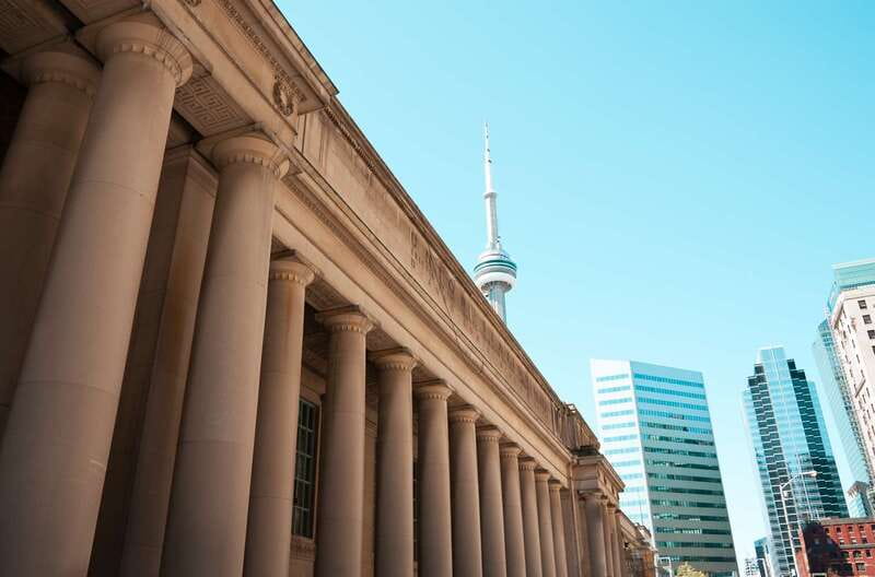 Toronto: 2-Hour Downtown Walking Tour - Yonge-Dundas Square, Ed Mirvish Theatre, and the arts