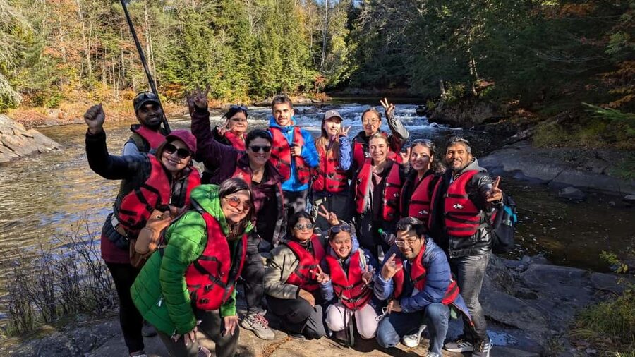 Toronto: Algonquin Park and Ragged Falls Day Trip - Choosing the right season and packing smart