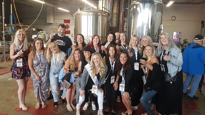 Toronto: Craft Brewery Tour - The third brewery: finish with conversation and snacks