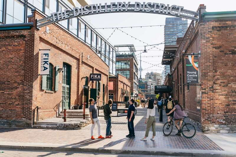 Toronto: Distillery District Historic Walking Tour - Reading the Victorian industrial buildings