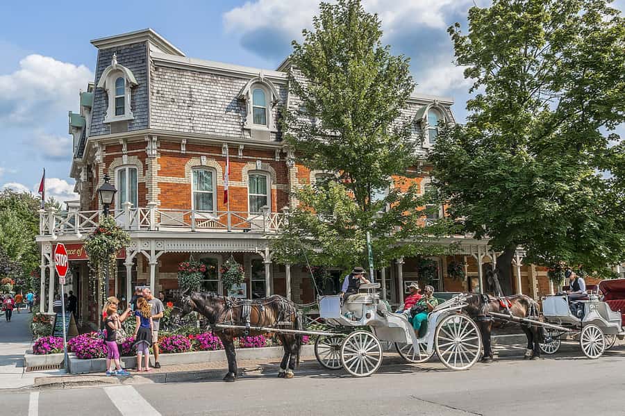Toronto: Falls Day Tour with Boat Cruise & Niagara-the-Lake - Why this Toronto to Niagara tour works