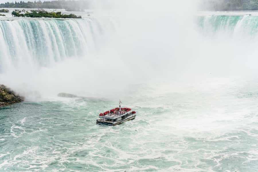 Toronto: Falls Day Tour with Boat Cruise & Niagara-the-Lake - How much free time will you really get?