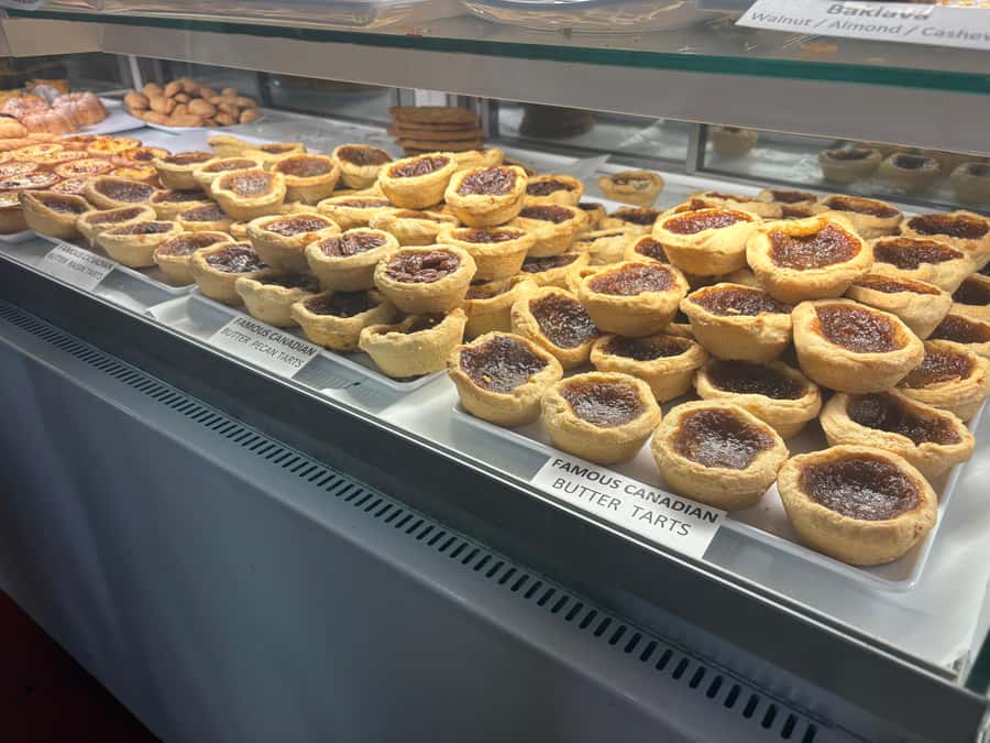 Toronto: Great White North Food Tour - Toronto food in three hours