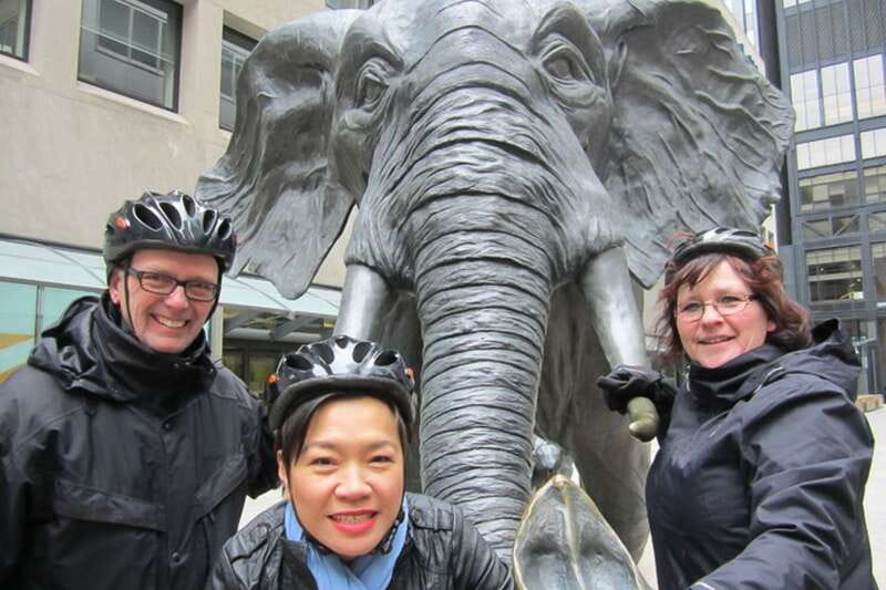 Toronto: Heart of Downtown 3.5-Hour Bike Tour - Queen Street West, Dundas Square, and Toronto’s public face