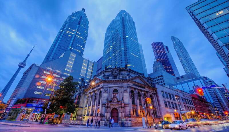Toronto: Hockey Hall of Fame Entry Ticket - Taking the ice in NHLPA Game Time