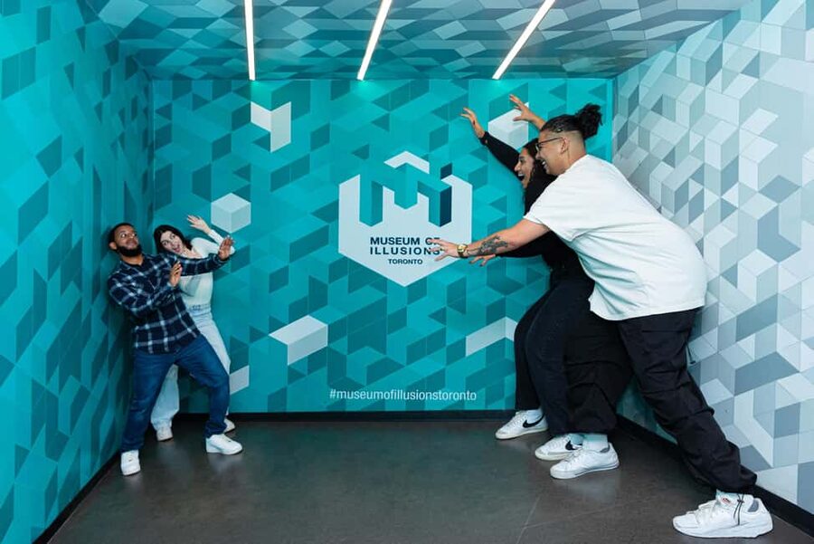 Toronto: Museum of Illusions Entry Ticket - The Infinity Room Makes a Strong Photo Stop