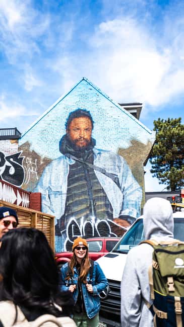 Toronto: Must Do NonTouristy Street Art Tour by local Artist - Little Portugal and the first 30 minutes