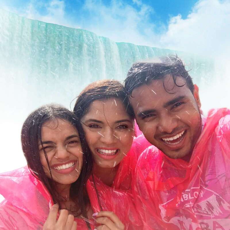 Toronto: Niagara Falls Bus Tour with Maple Tasting and NOTL - Who should book this Niagara day trip?