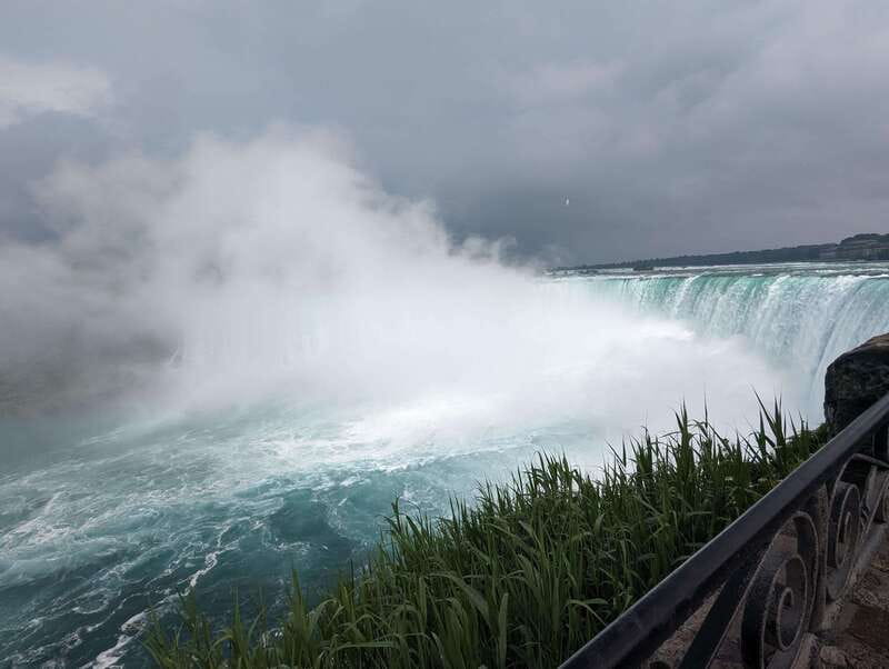 Toronto: Niagara Falls Day Tour with Boat Tour Option - Key points at a glance