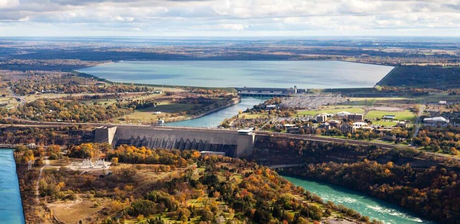 Toronto: Niagara Falls & NOTL Heritage Town Guided Day Tour - Three hours at Niagara Falls