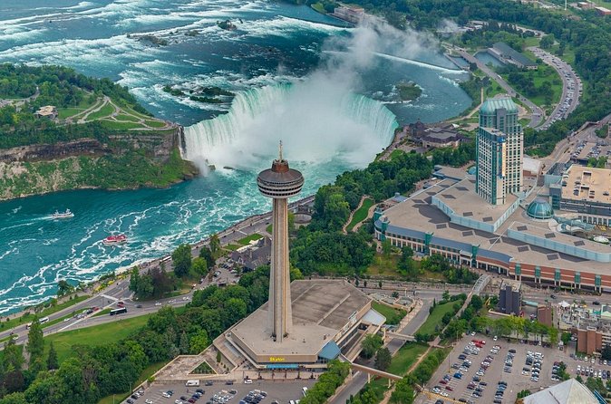 Toronto, Niagara Falls & Thousand Islands VIP 2–Day Trip - Guides, languages, and the human side of the trip