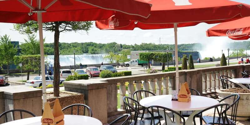 Toronto: Niagara Falls Tour with Boat and Lunch - First sight of Niagara Falls
