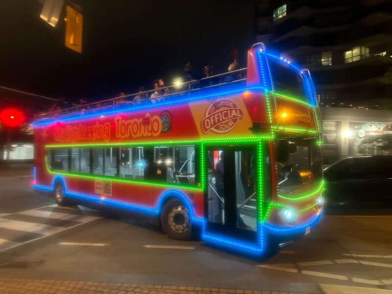 Toronto: Night Sightseeing Tour on a Double-Decker Bus - From the Royal York to the university quarter