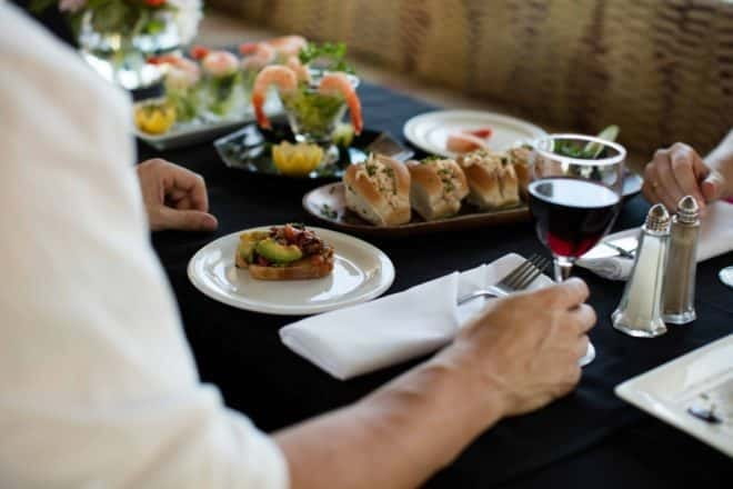Toronto: Premium Harbor Cruise with Lunch, Brunch, or Dinner - What the Toronto Odyssey cruise is really like