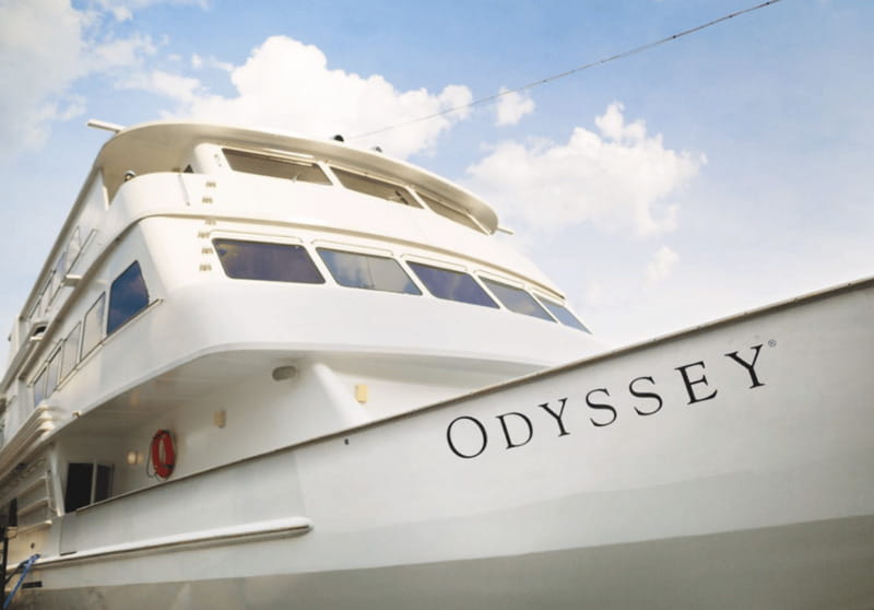 Toronto: Premium Harbor Cruise with Lunch, Brunch, or Dinner - When to use the open-air deck