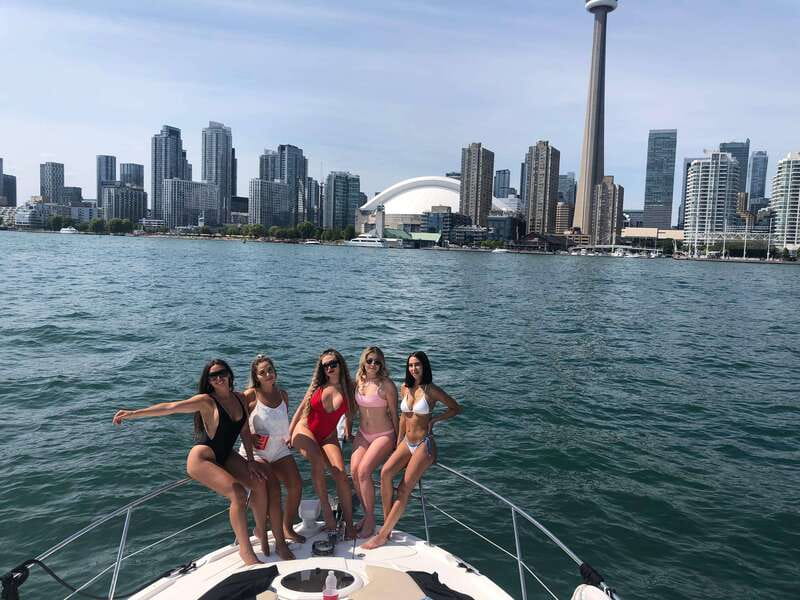 Toronto: Private Luxury Yacht Sightseeing Cruise & Prosecco - Finding the Dock at 5 Queens Quay West
