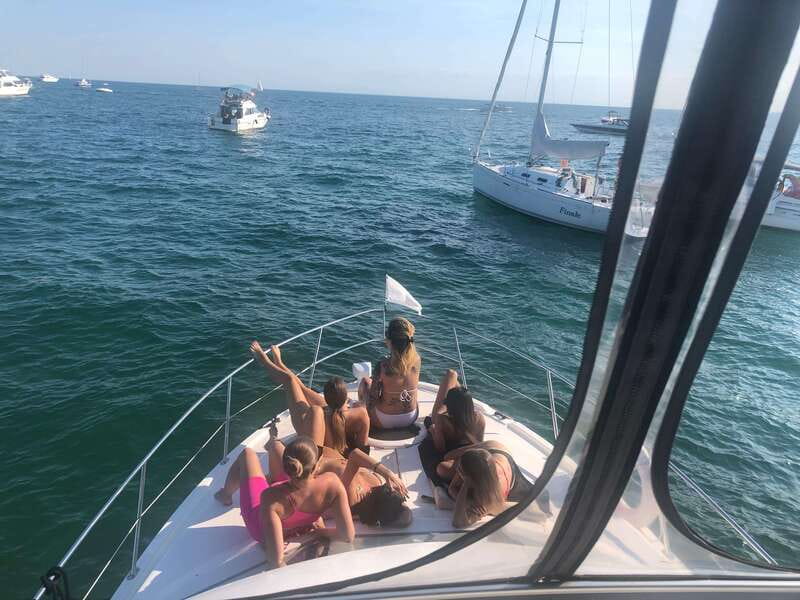 Toronto: Private Luxury Yacht Sightseeing Cruise & Prosecco - A Glass of Prosecco on the Sundeck